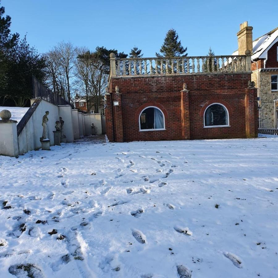 Вилла Country Manor House With Indoor Pool And Hot Tub Рочестер Экстерьер фото