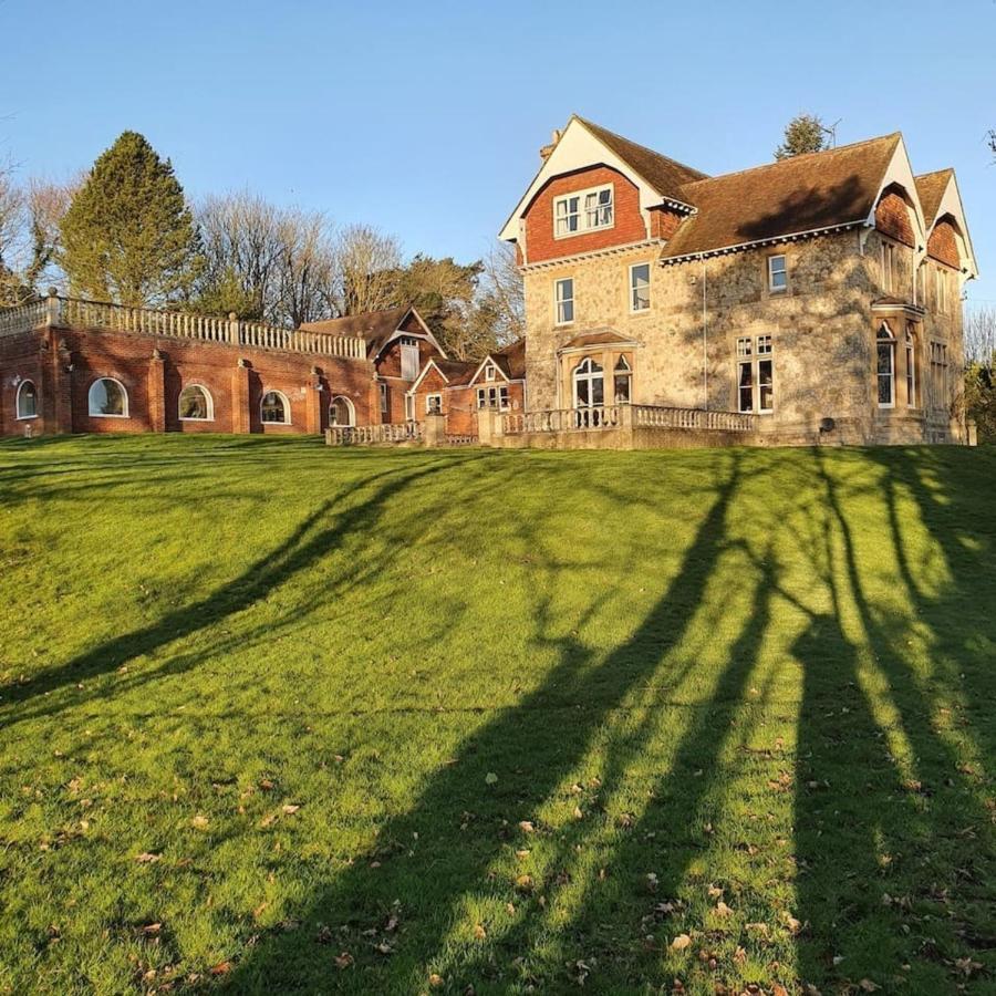 Вилла Country Manor House With Indoor Pool And Hot Tub Рочестер Экстерьер фото