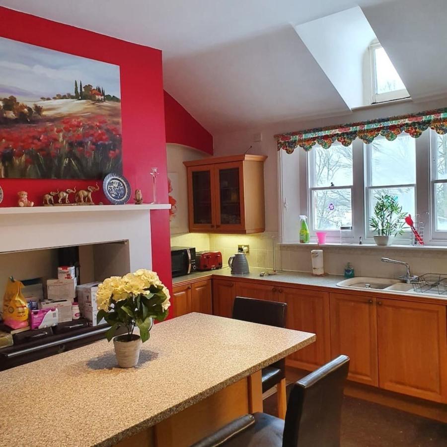 Вилла Country Manor House With Indoor Pool And Hot Tub Рочестер Экстерьер фото